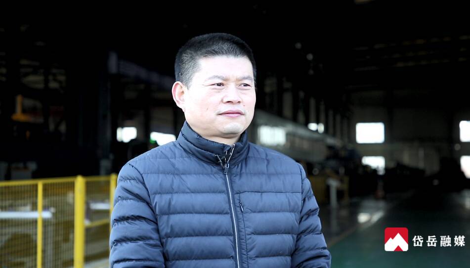 代表建议办理巡展丨岱岳区人大代表李岩：推动新旧动能转换 加大中小企业转型升级